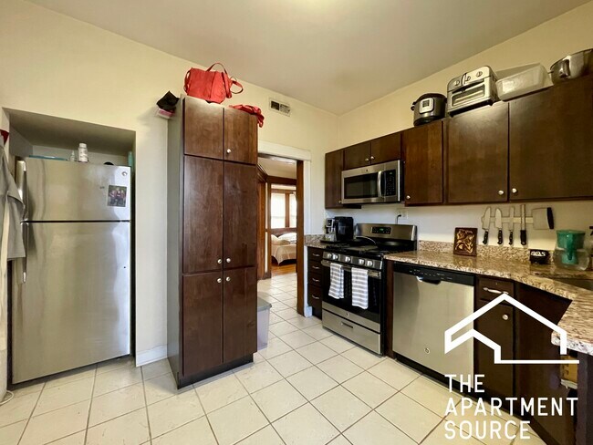 Foto del edificio - 3320 W Altgeld St