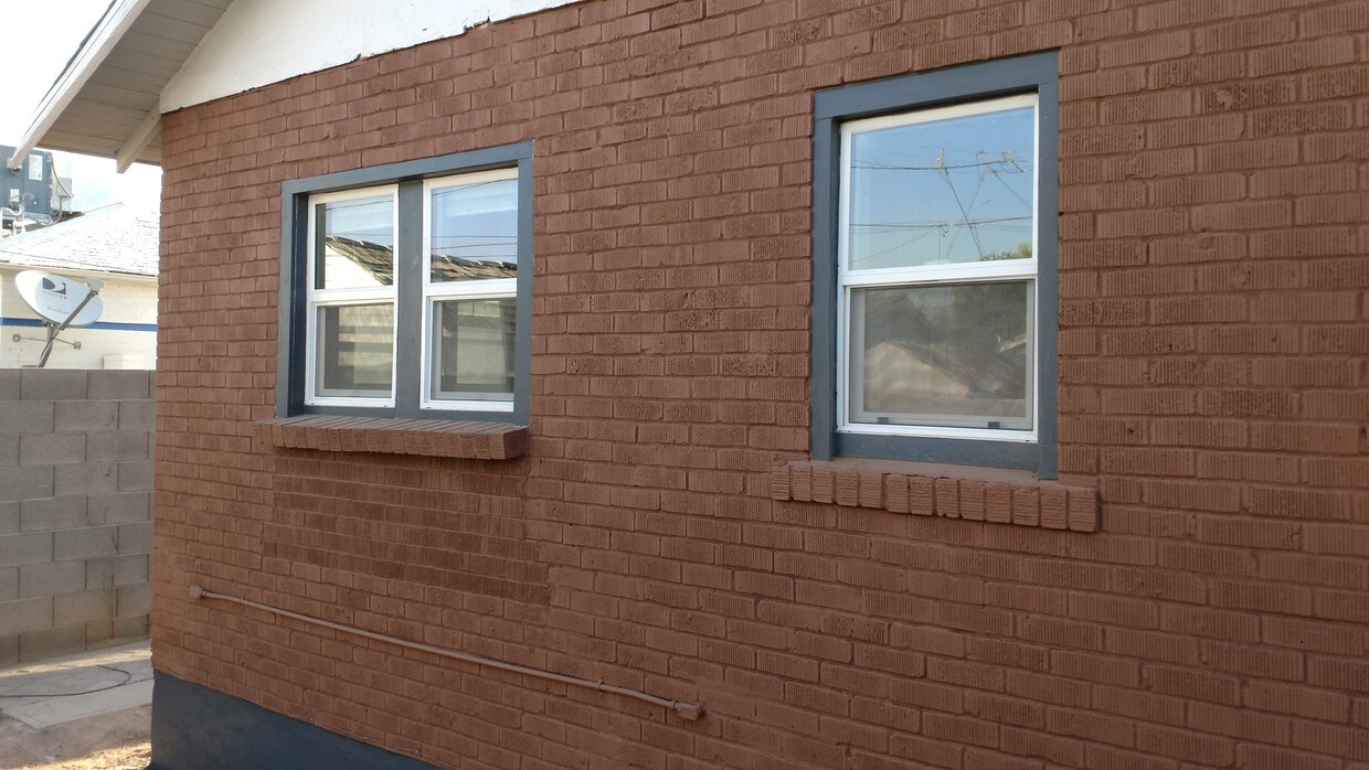 Nuevas ventanas de doble panel - 322 N 13th Pl