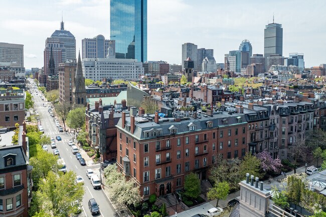 Context - 151-153 Beacon St