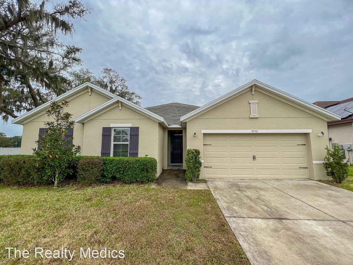 9752 Pepper Tree Trl, Wildwood, FL 34785 House Rental in Wildwood, FL