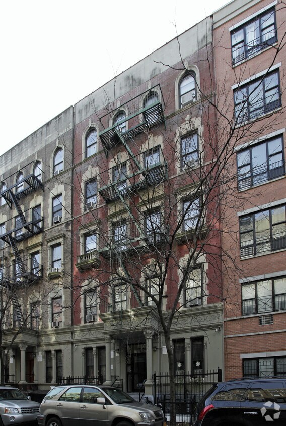 Foto del edificio - 148 W 111th St