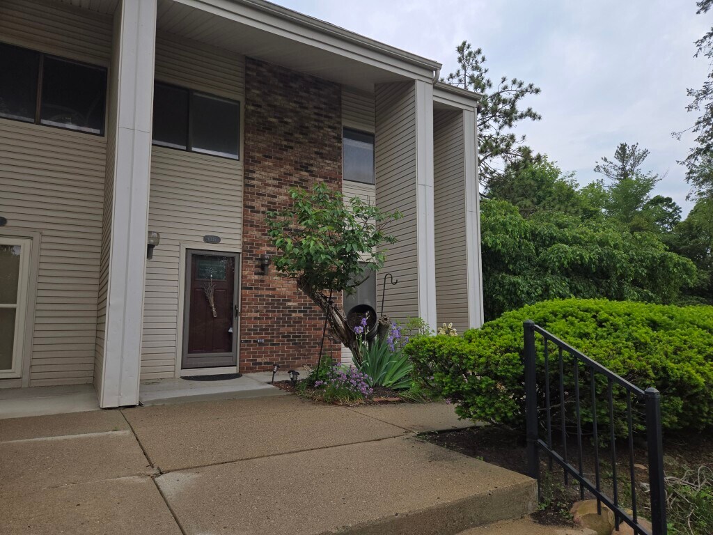 Primary Photo - 6136 Palomino Ct
