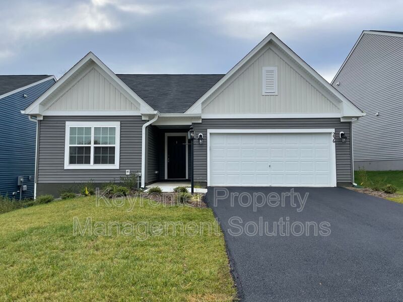 236 Vine St, Waynesboro, VA 22980 House Rental in Waynesboro, VA