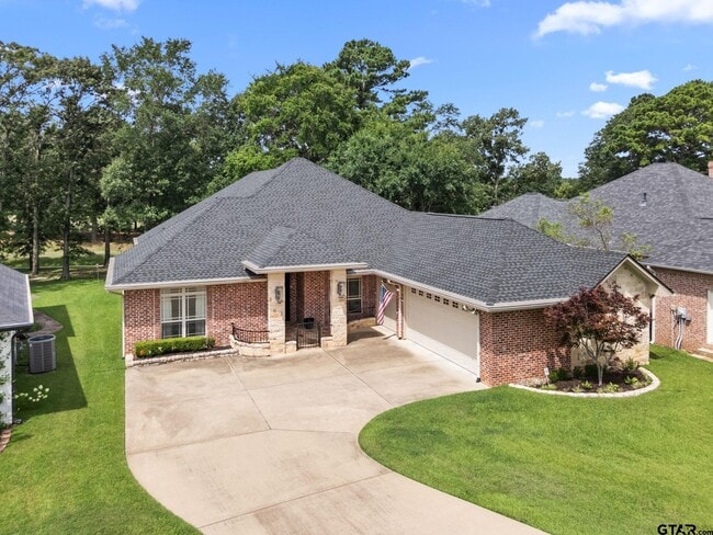 Building Photo - 440 Bunker Dr