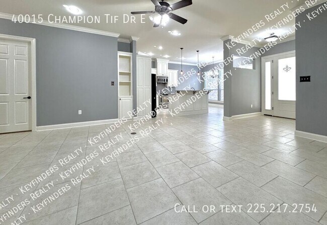 Building Photo - 40015 Champion Tif Dr E