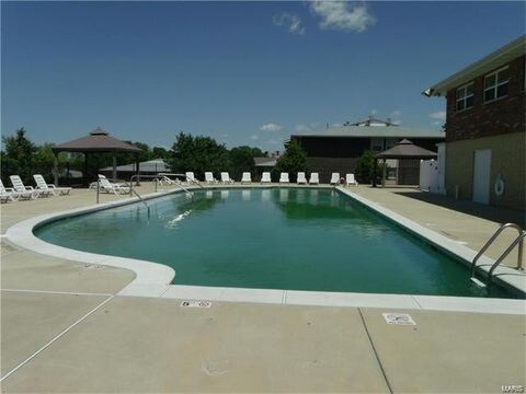 Foto del edificio - 10352 Forest Brook Ln