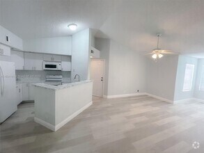 Building Photo - 3310 Pinewalk Dr N