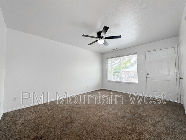 Building Photo - 49 S 200 W