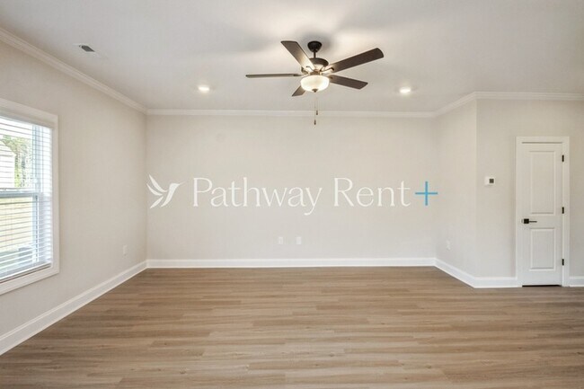 Foto del edificio - 144 Wembury Ln