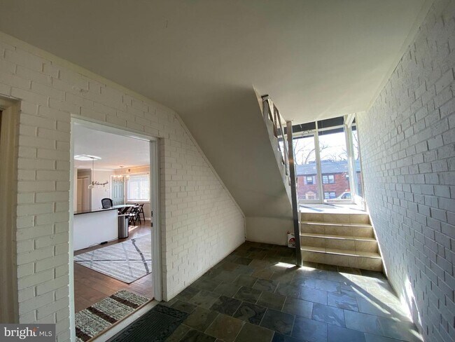 Foto del edificio - 1221 N Quinn St