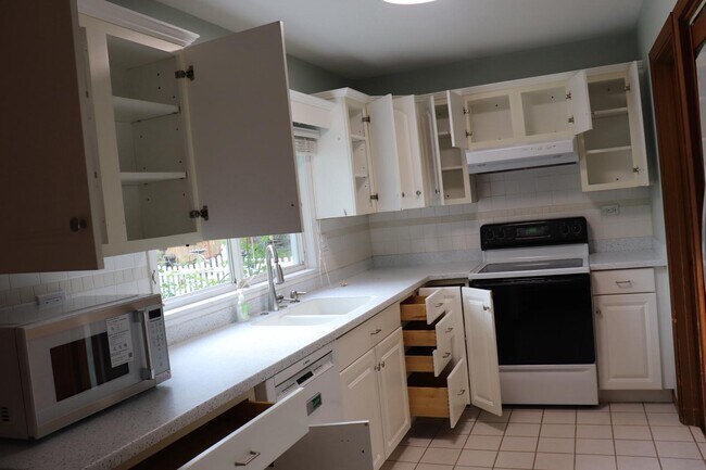 Foto del edificio - 2610 Barley Ct