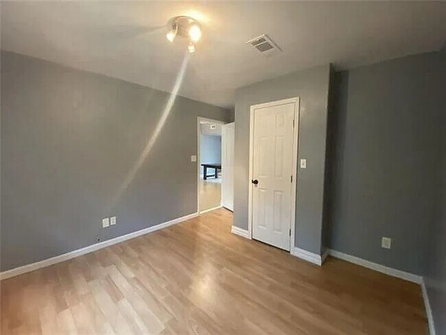 Building Photo - 22239 Prats Rd