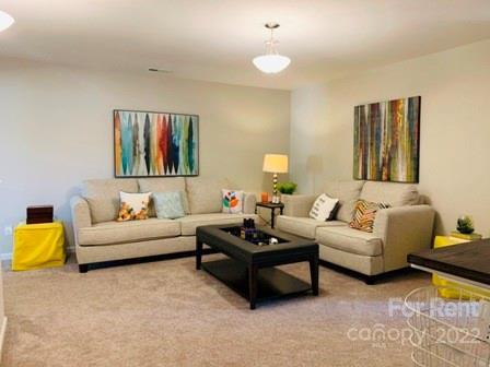 Foto del edificio - 8637 River Ridge Dr
