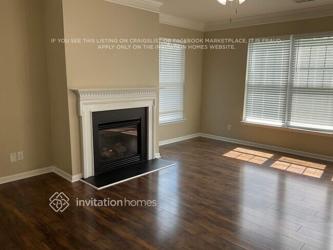 Foto del edificio - 7007 Pine Cone Ln