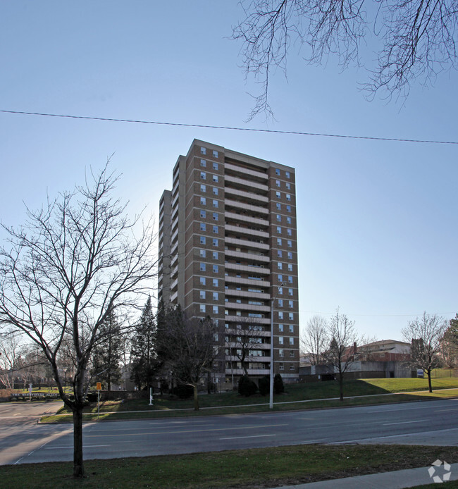 Building Photo - The Windfields Place