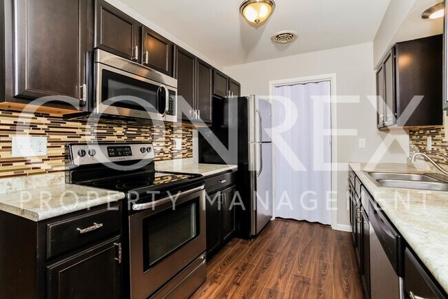Building Photo - Lovely Fairfield home!!!