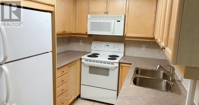 Building Photo - 15 Northtown Way