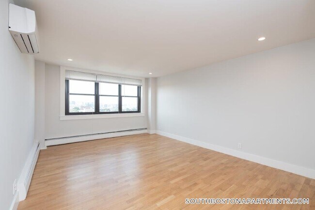 Foto del edificio - 1410 Columbia Rd