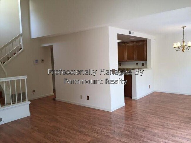 Building Photo - 1303 Muench Ct