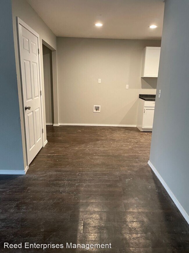 Foto del edificio - 3 br, 2 bath House - 2104 N Fremont Ave