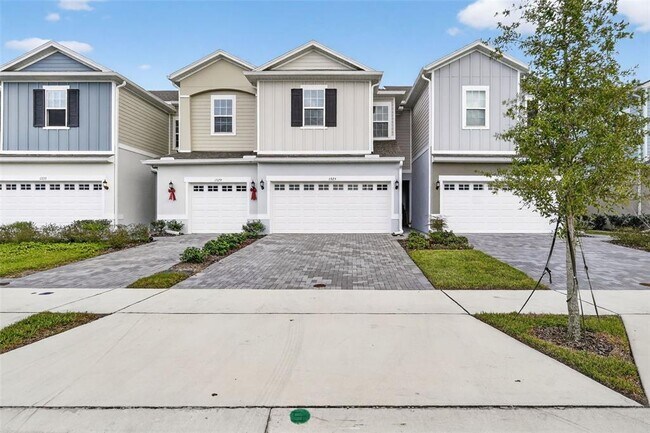 Foto del edificio - 1325 Stockwell Ave