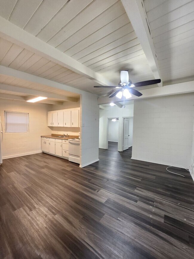 Foto del edificio - MOVE IN SPECIAL!! Waived $350 Cleaning Fee...