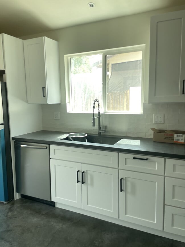 Photo - 1339 E 8th St Apartment