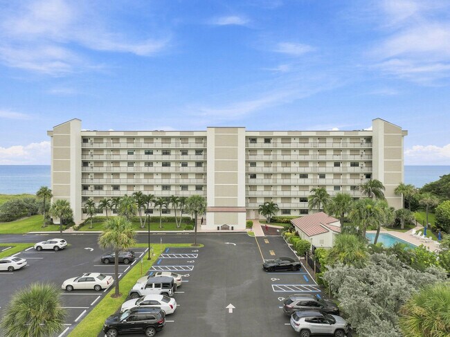 Foto del edificio - 10310 S Ocean Dr