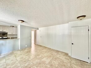 Building Photo - 1225 N Cherokee Ave