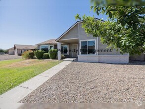 Building Photo - 1055 N Recker Rd