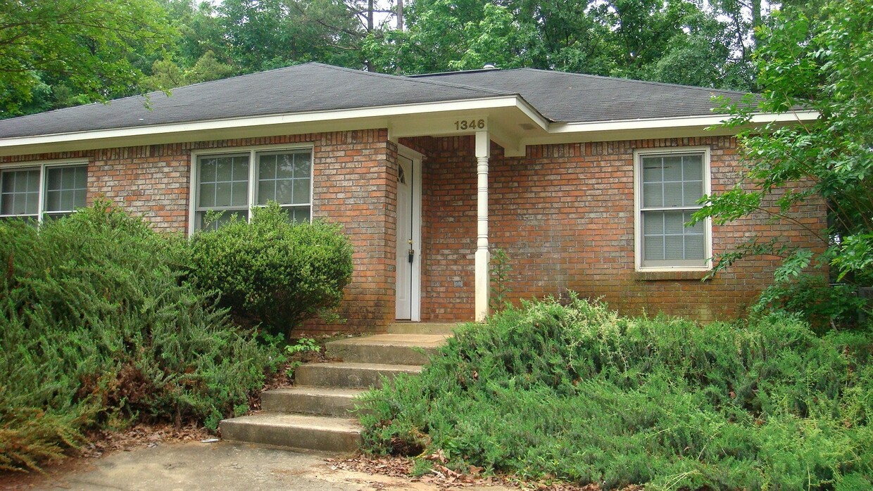 Primary Photo - Duplex on Kent Drive