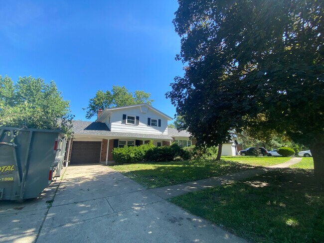 Building Photo - 4708 176th Pl