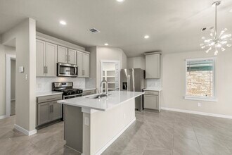 Building Photo - 3915 Sparkman Ln