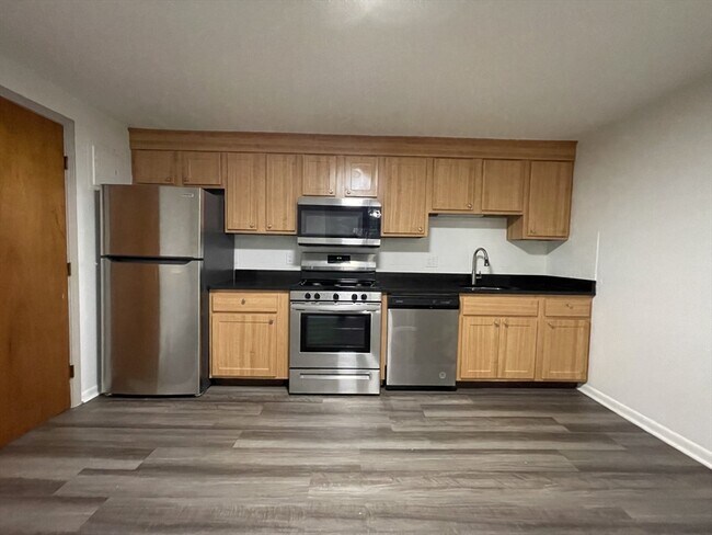 Foto del edificio - 805 Haverhill St