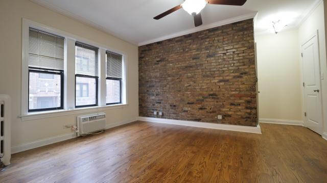 Building Photo - 1 bedroom in CHICAGO IL 60613