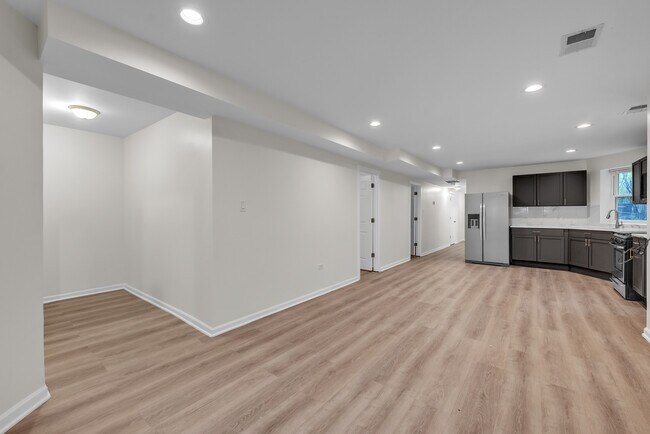 Foto del edificio - 1429 N Avers Ave