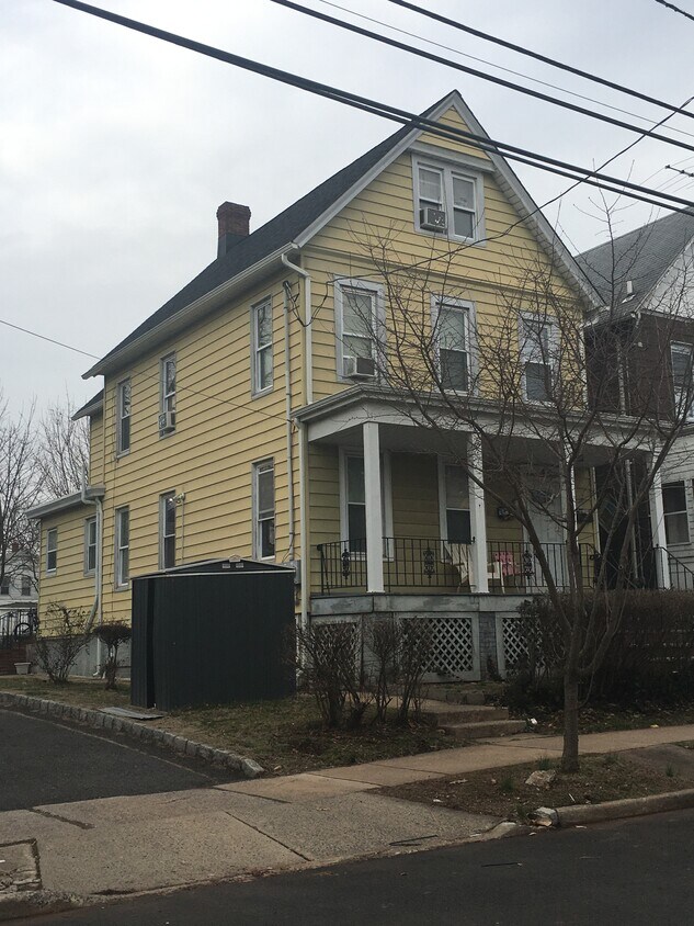 45 Senior St Unit 1, New Brunswick, NJ 08901 Apartments in New