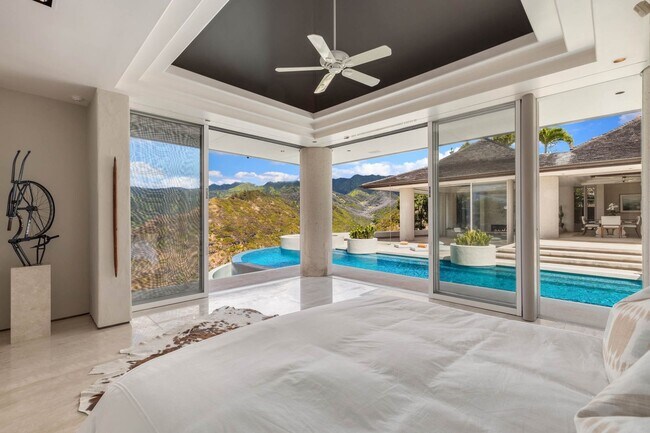 Building Photo - Luxury Architectural Masterpiece w/ Infini...