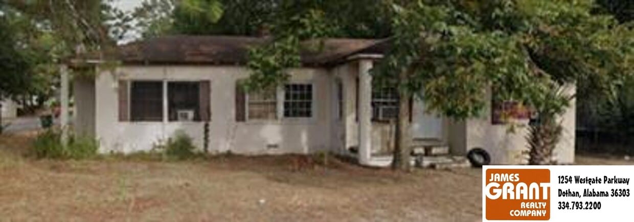 Primary Photo - 203 Moates St