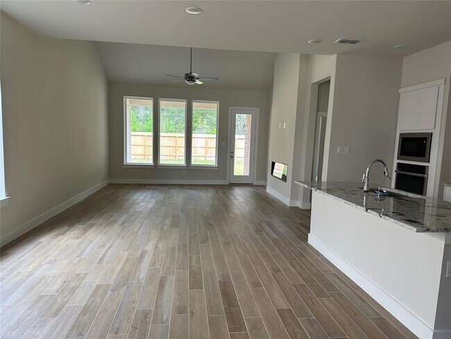 Building Photo - 24538 Keswick Vly Wy