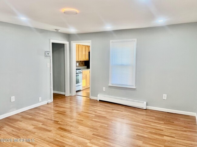 Building Photo - 1401 9th Ave