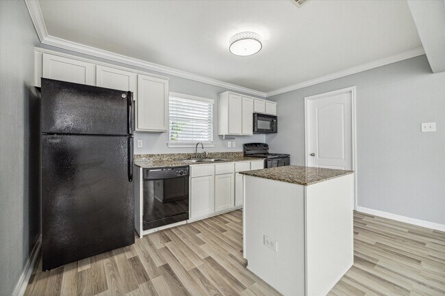 Foto del edificio - 1548 Ashland St