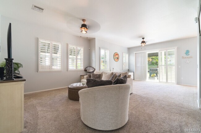 Foto del edificio - FULLY FURNISHED LUXURY 3BR 3BA IN KO'OLINA...