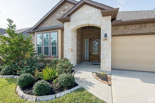 Building Photo - 15815 Keystone Ridge Ln