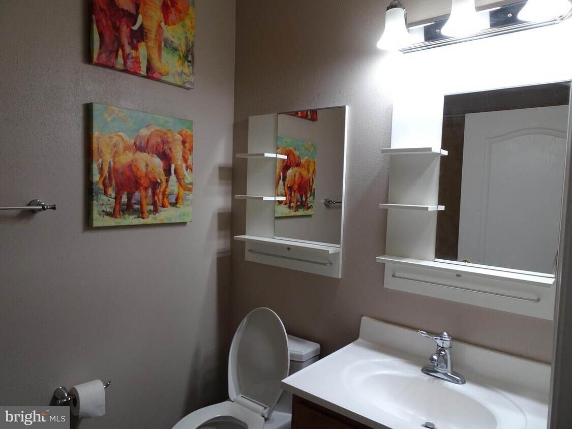Foto principal - 9712 Handerson Pl