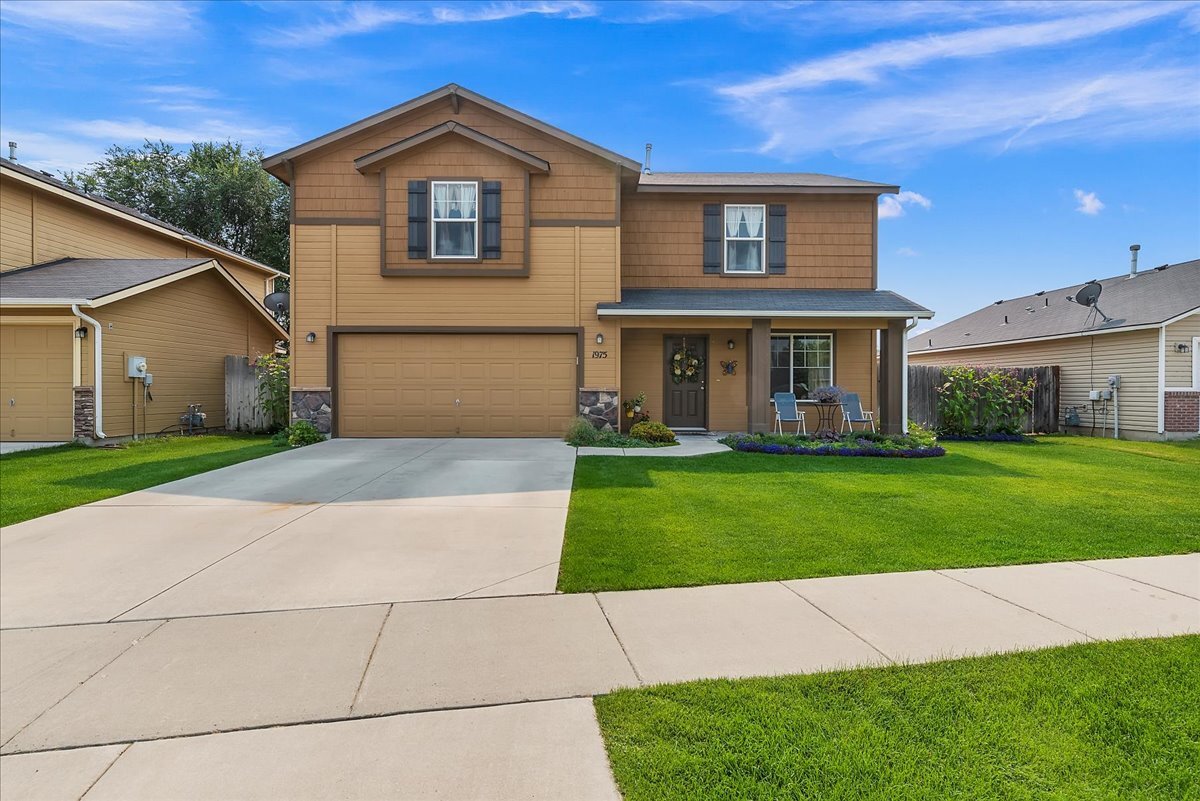 Foto principal - 1975 E Wrightwood Dr