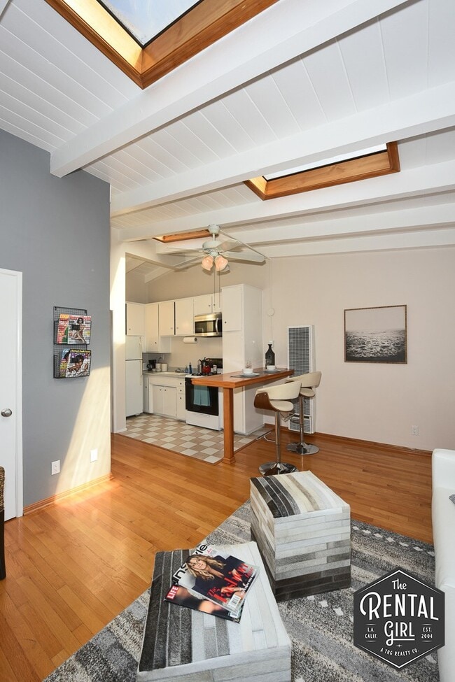 Building Photo - 313 Mildred Ave