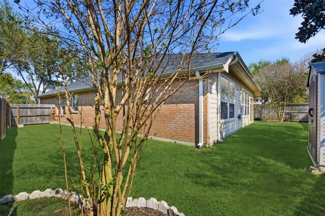 Building Photo - 7018 Chapel Meadow Ln