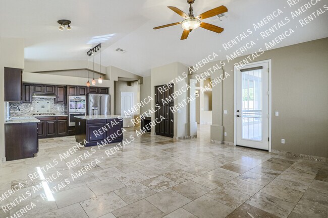 Foto del edificio - 20669 N 41st Ln