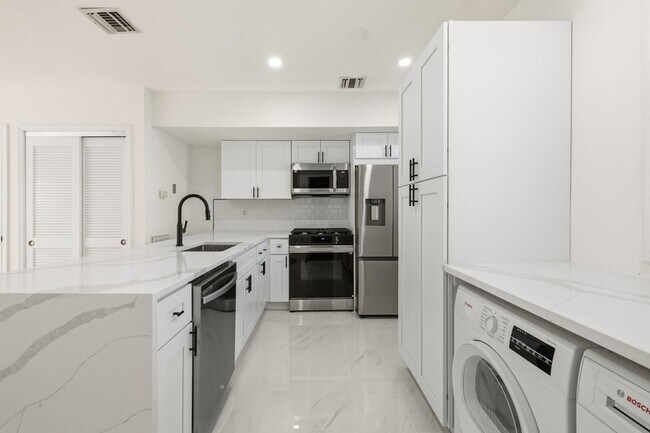 Foto del edificio - 312 Washington St